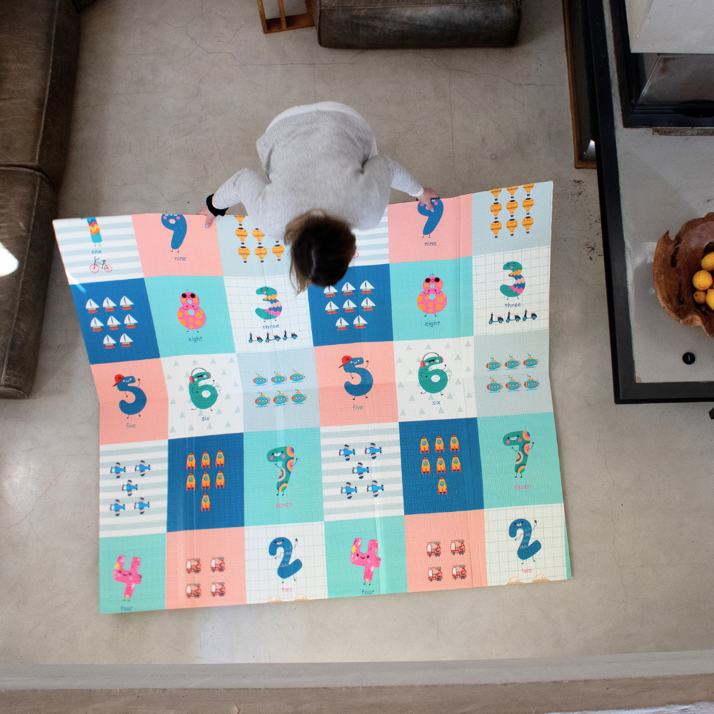 Road Map & Numbers Folding Play Mat