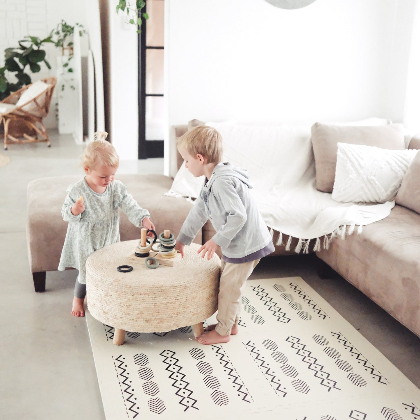 Tribal Pattern in Cream White Tile Play Mat