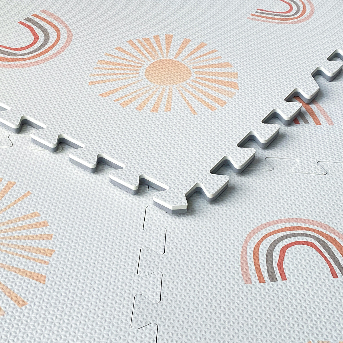 Rainbow Rise Crisp White Play Mat