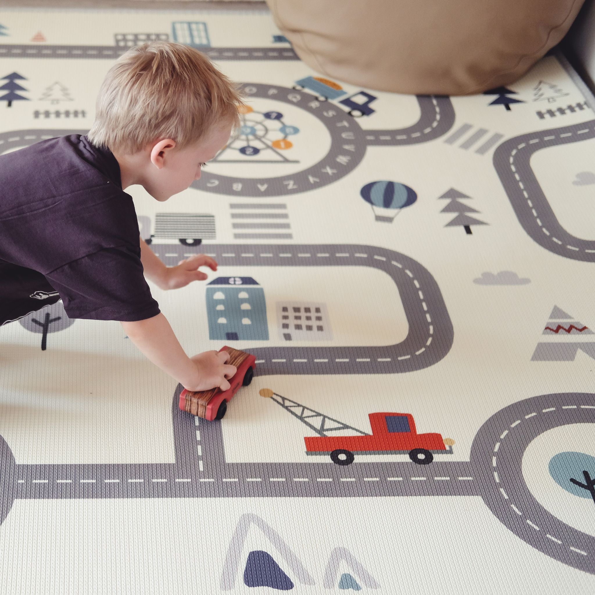 Car and train play mat online